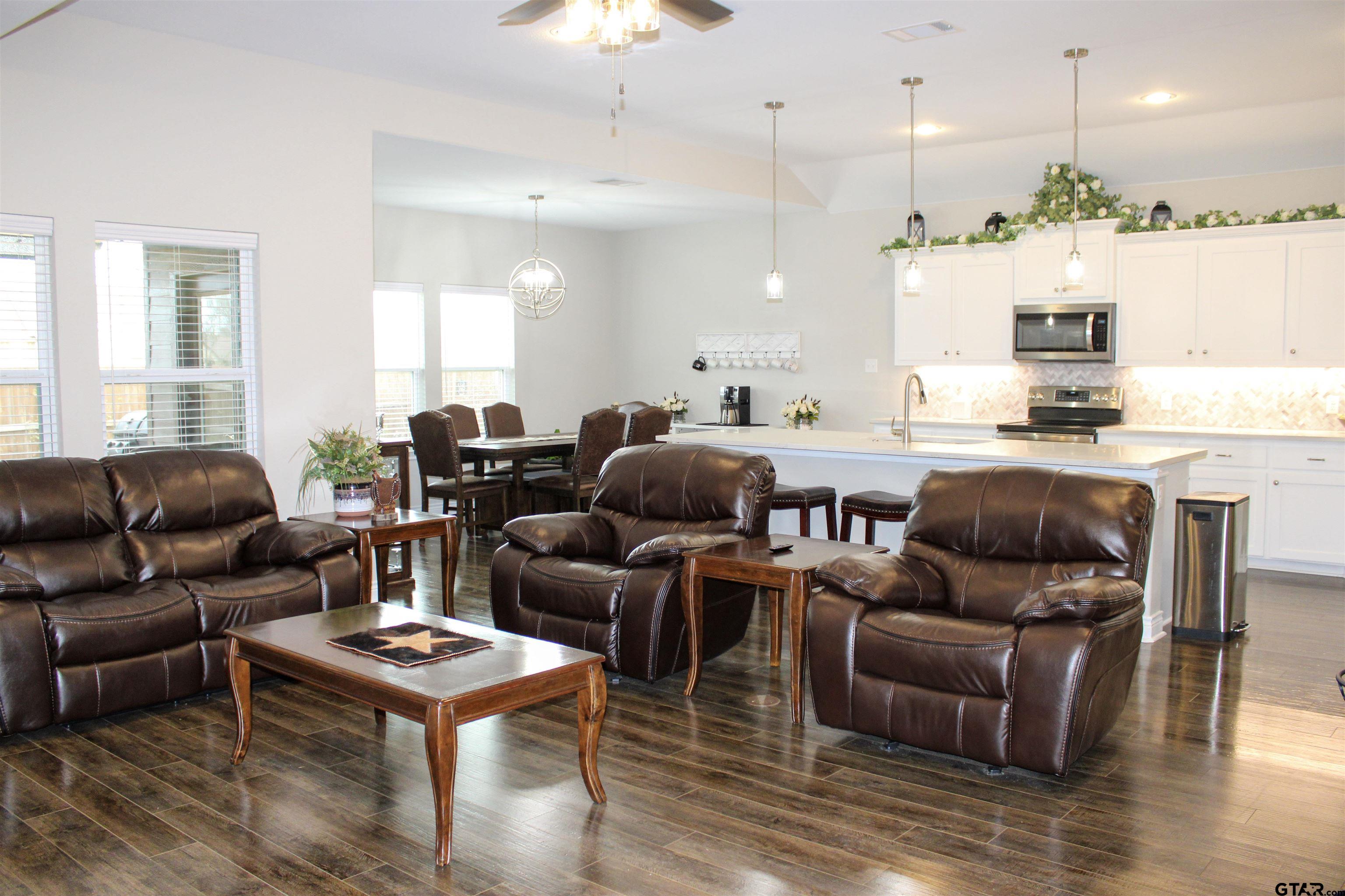 510 Ellis Place Drive