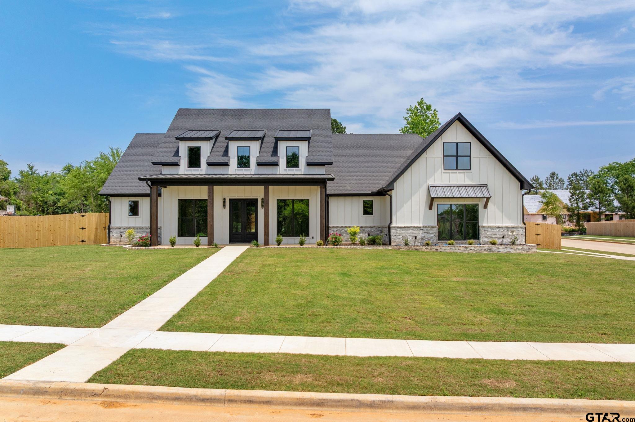 403 Ashlyn Circle