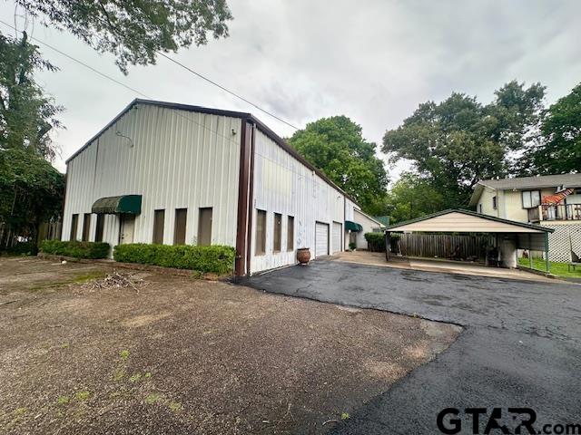 2209 & 2011 E Old Hwy 80