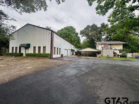 2209 & 2011 E Old Hwy 80 White Oak TX 75693