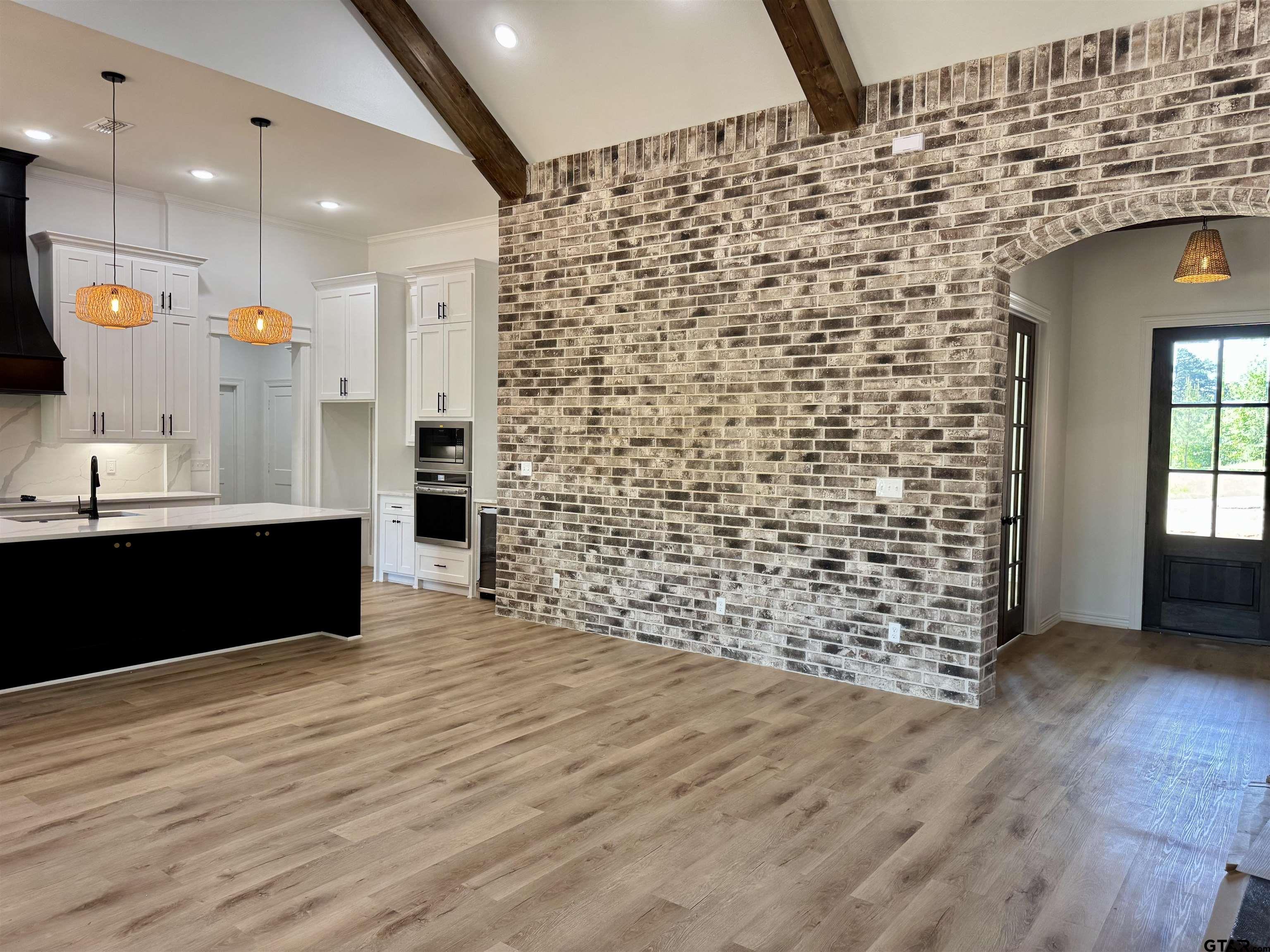 15939 Shepards Glen