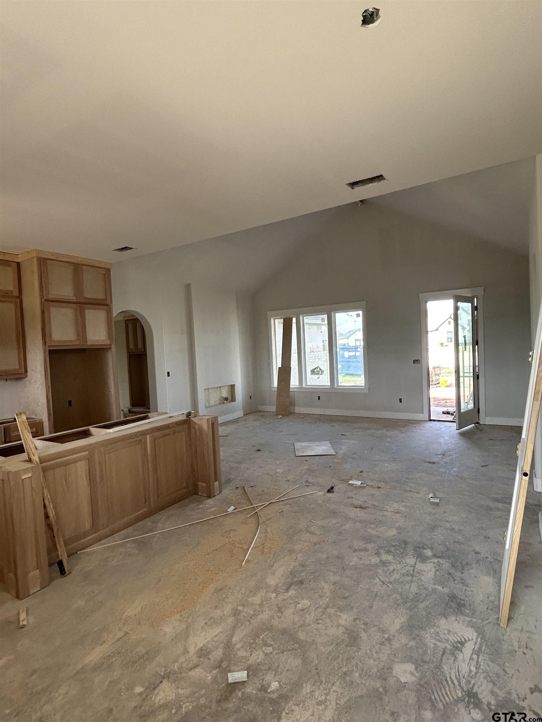 16301 Eagle Lane