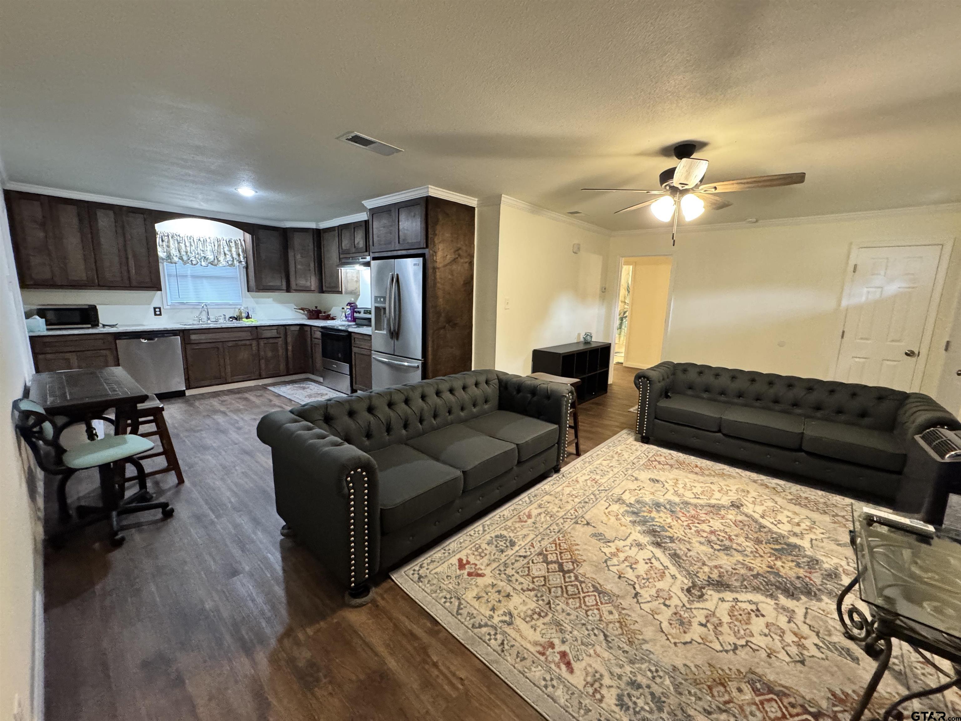 18415 County Road 2195