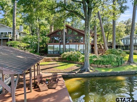 1639 Tanglewood Dr E. Hideaway TX 75771