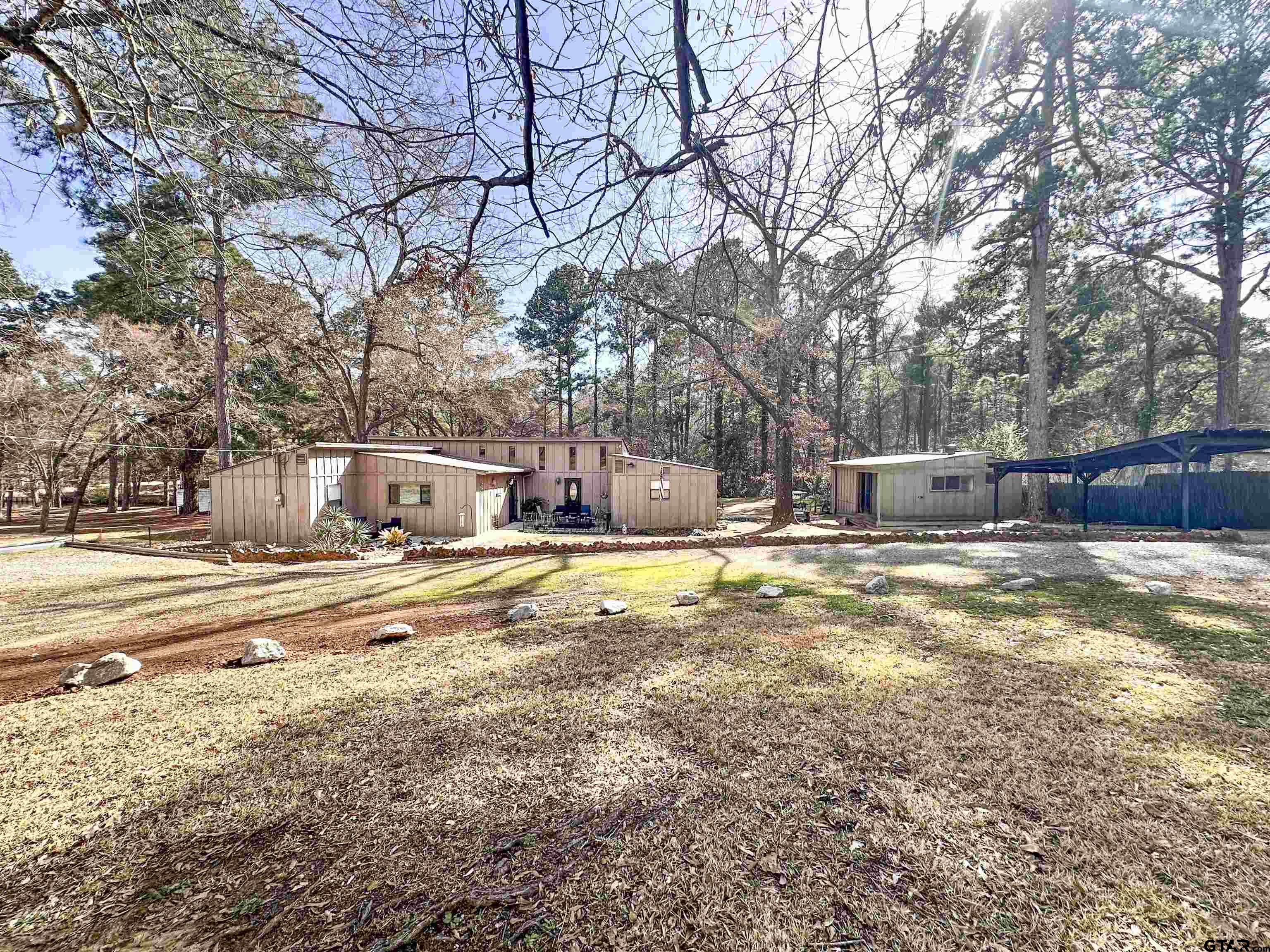 6791 Valley View Dr.