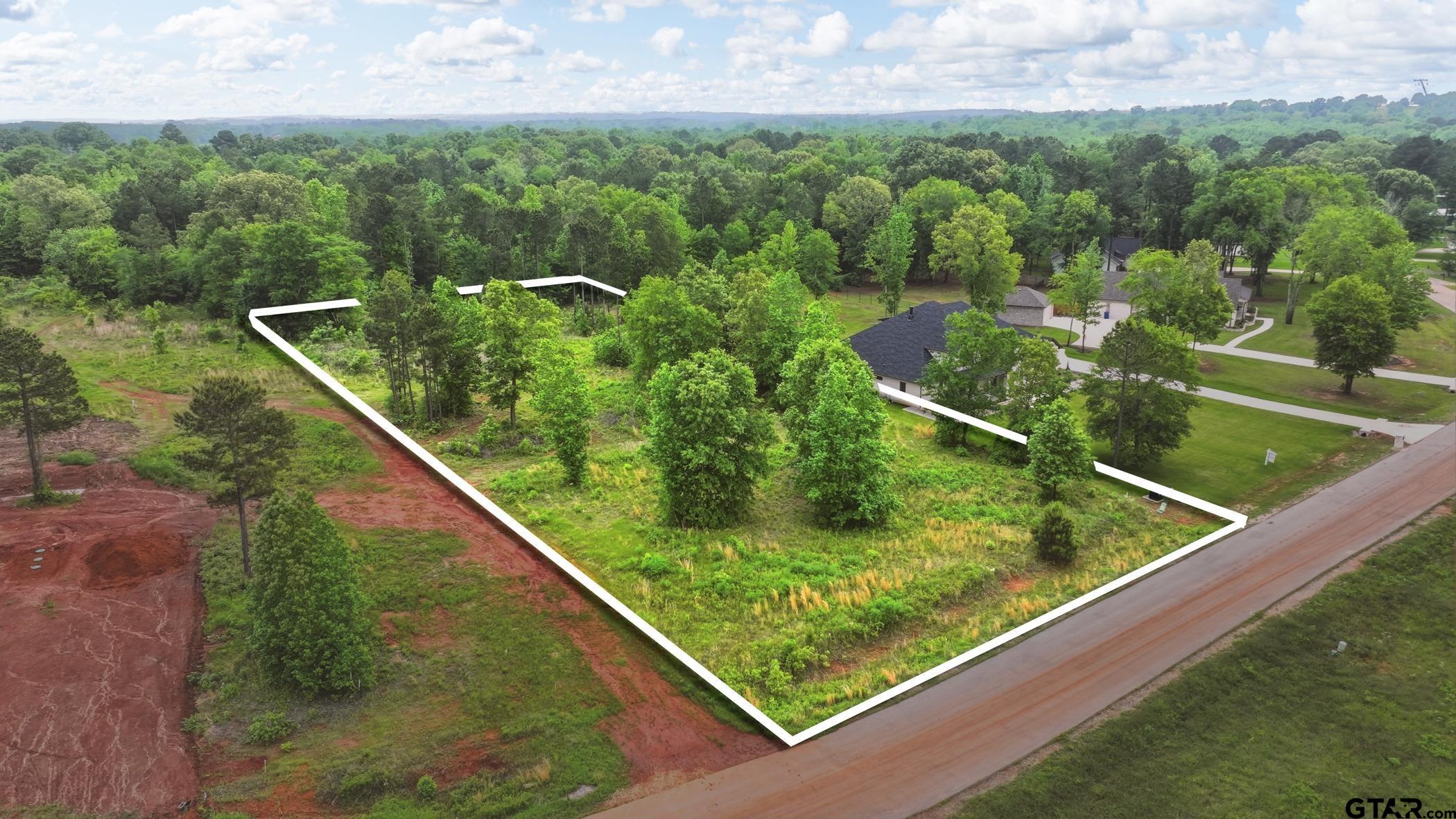 830 Stone Chimney Rd