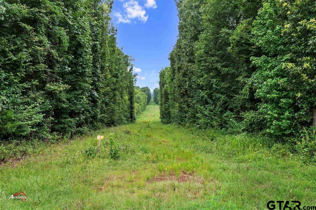 324 AC FIVE NOTCH RD