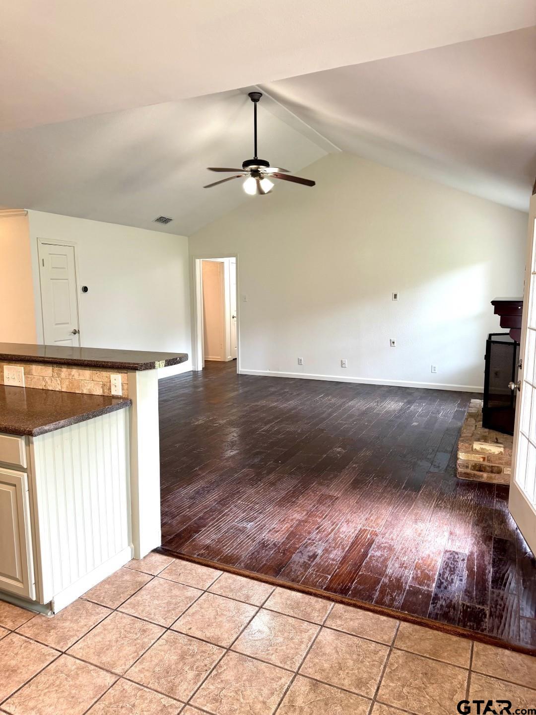 3424 GLENDALE DRIVE