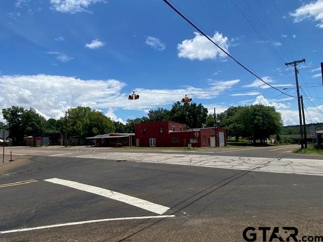 15500 Hwy 175 E