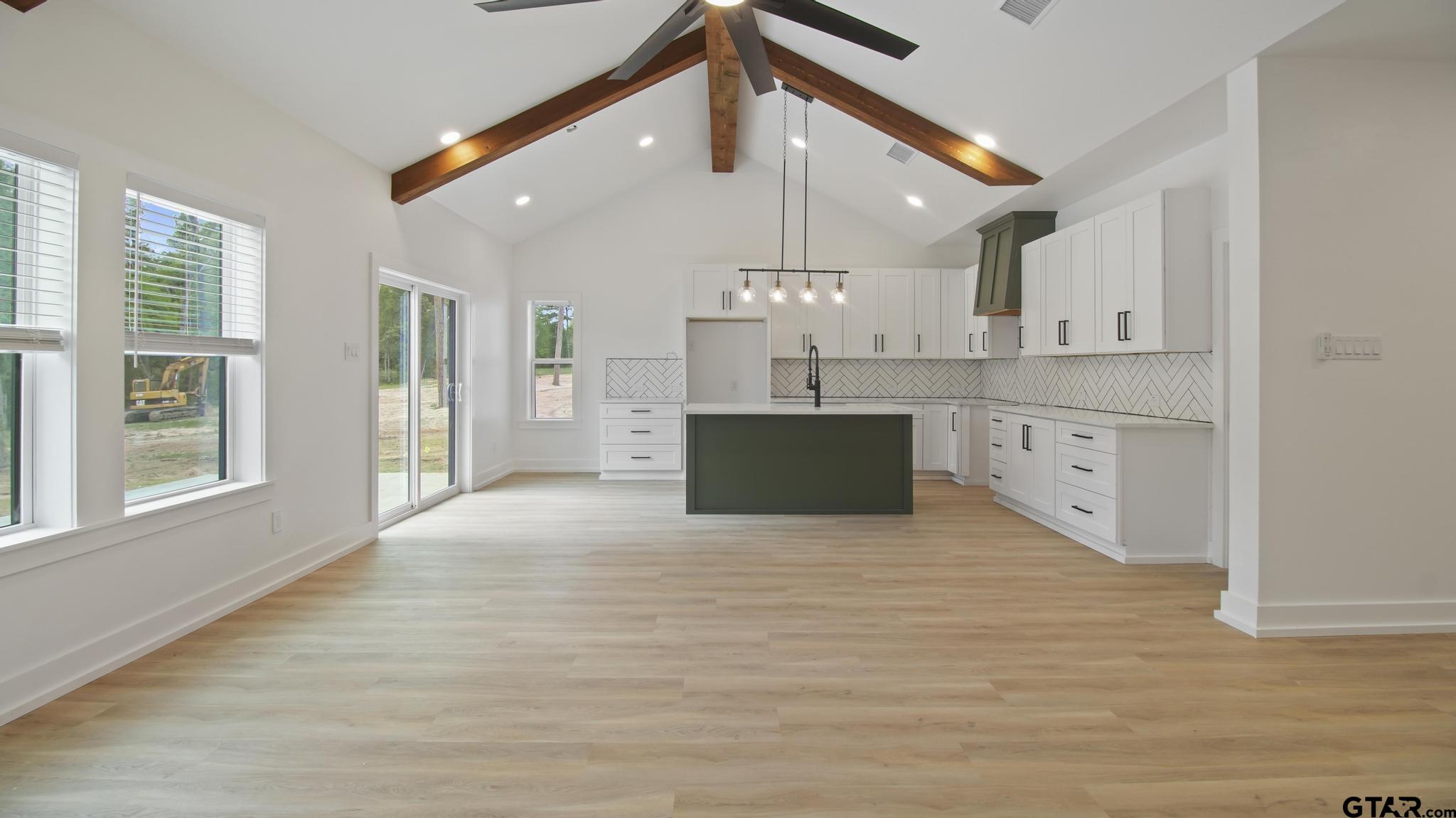 224 County Road 2766