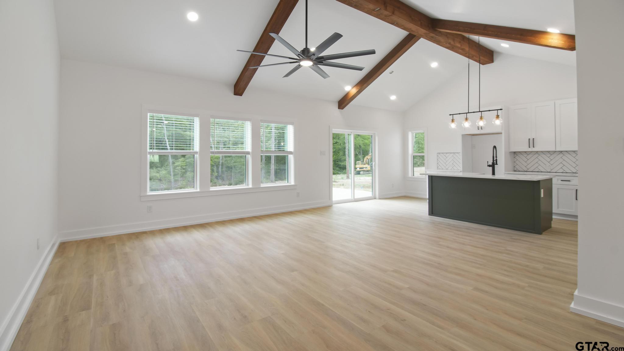 224 County Road 2766