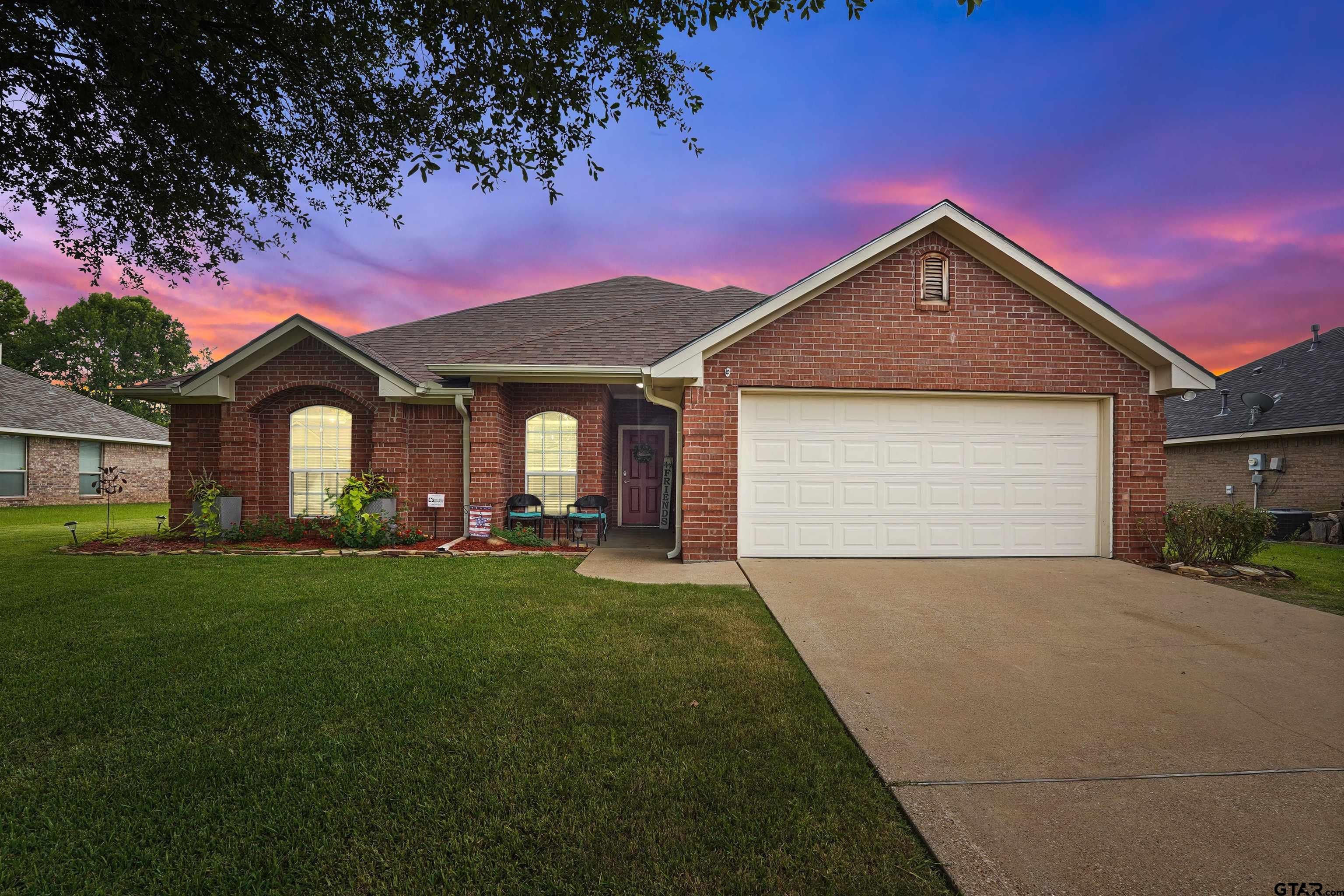 411 Amanda Ct
