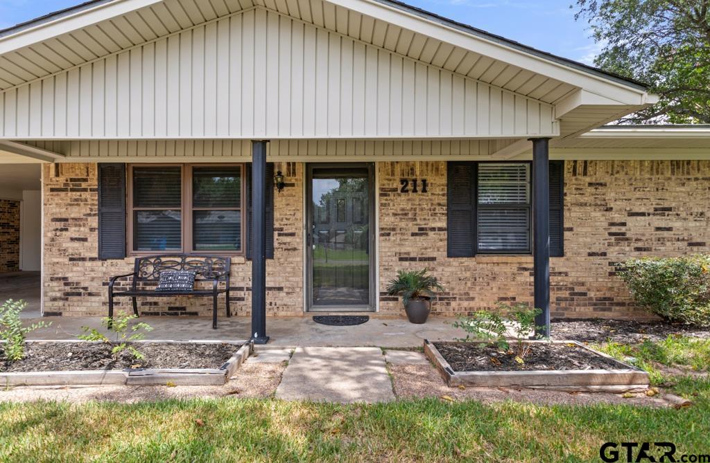 211 Jeffries