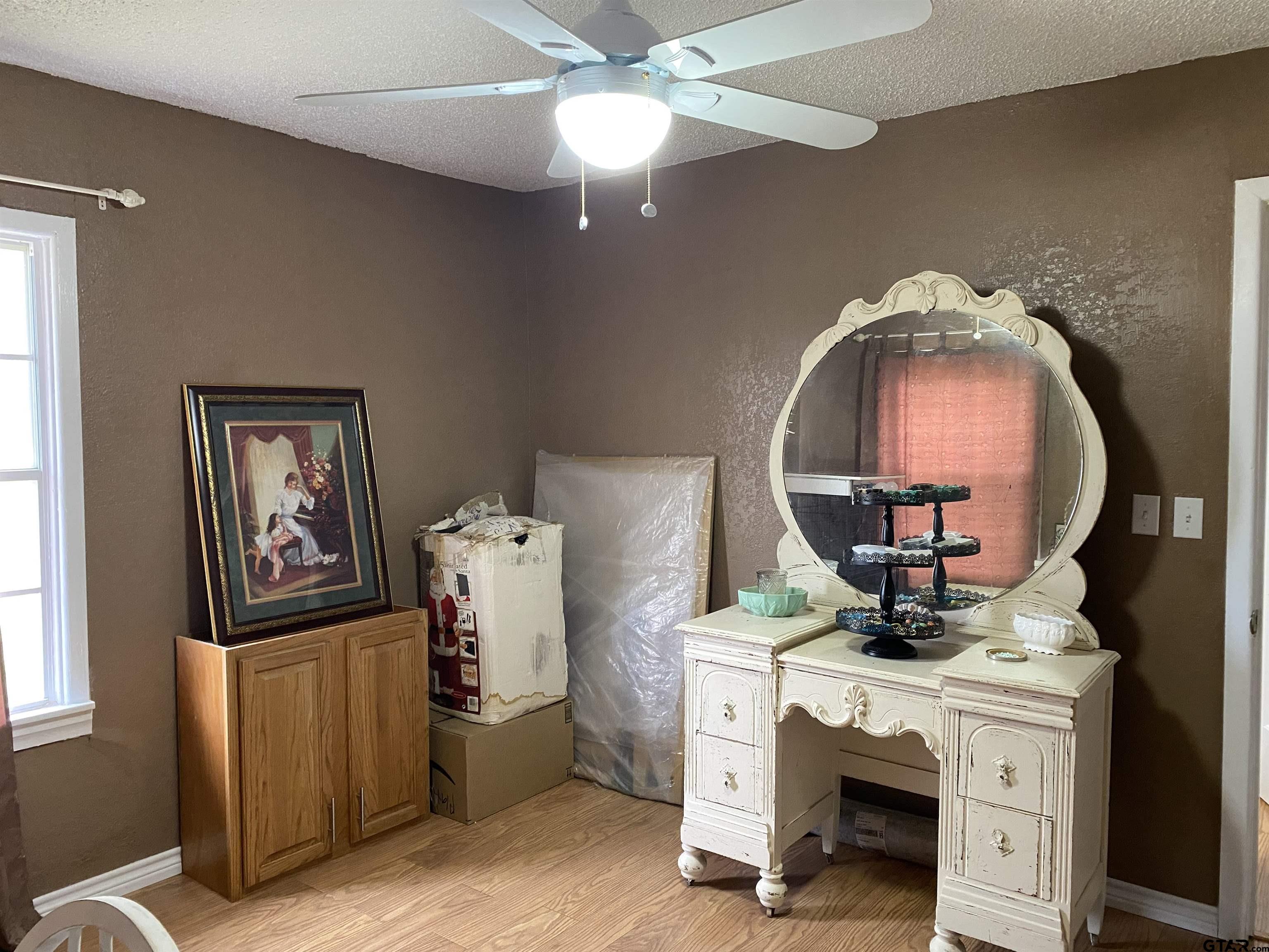 16133 County Road 4100