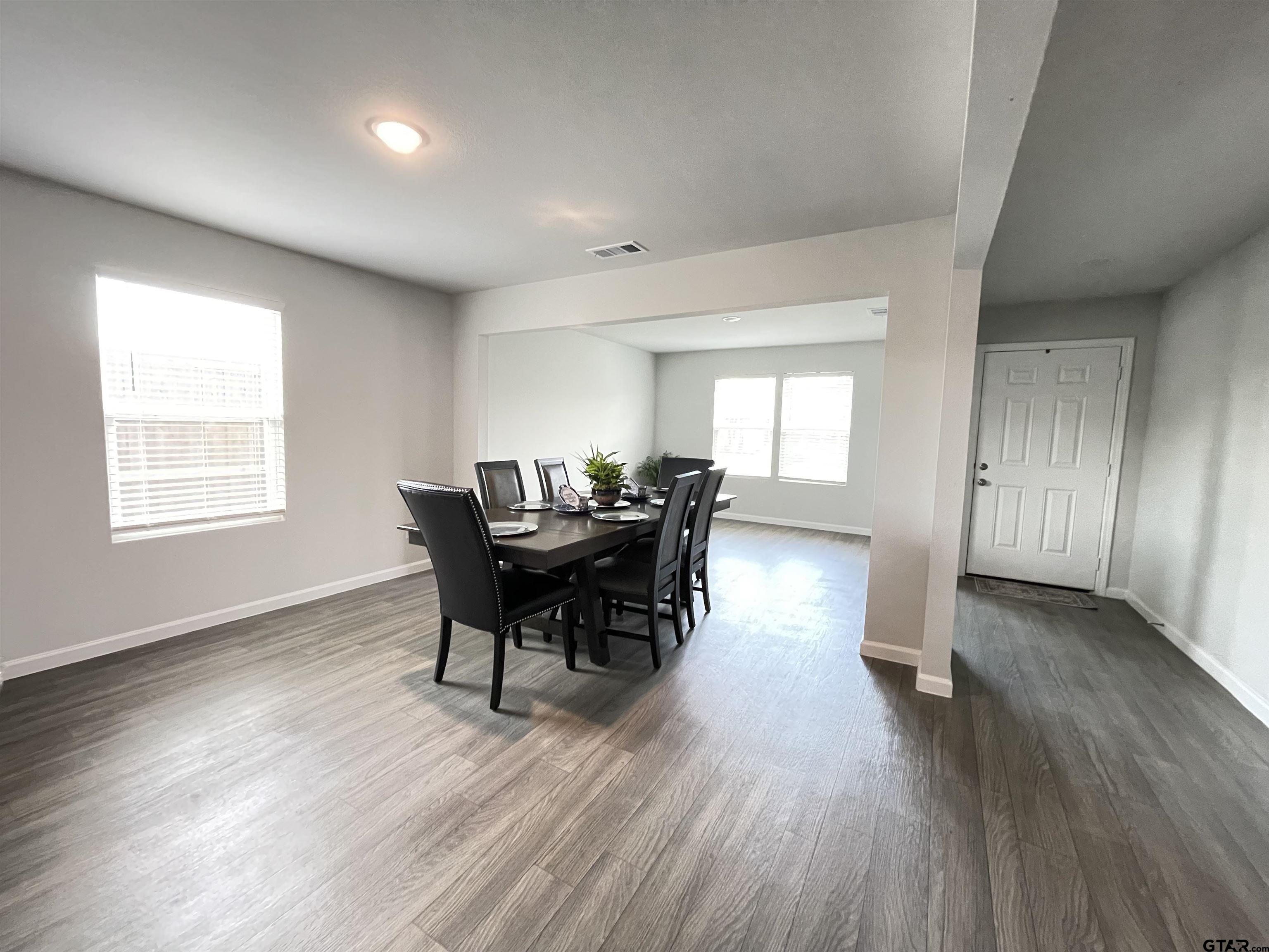 1007 Ripplewood Circle