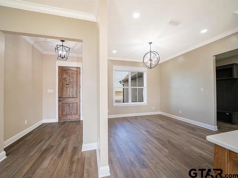 404 Small Oaks Road