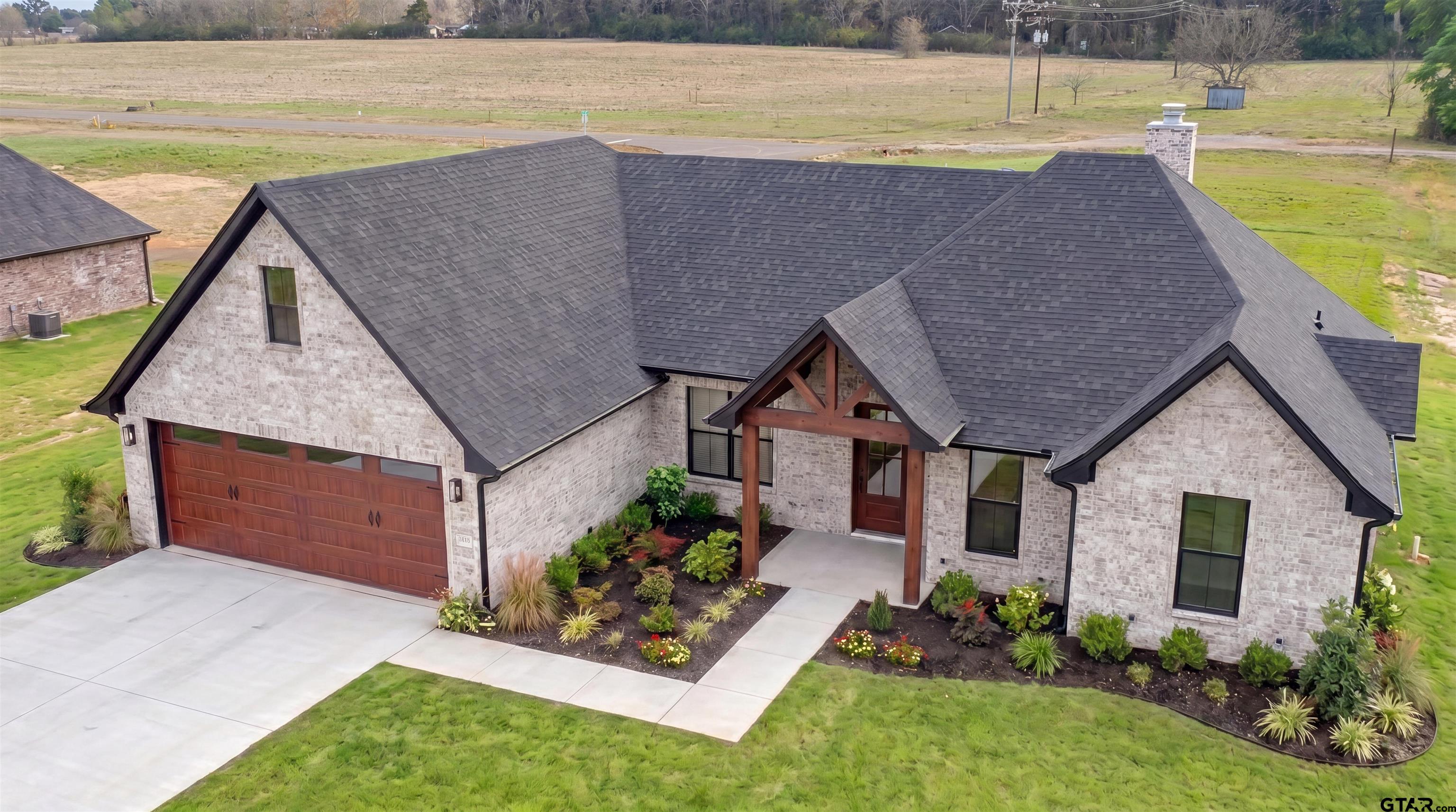 404 Small Oaks Road