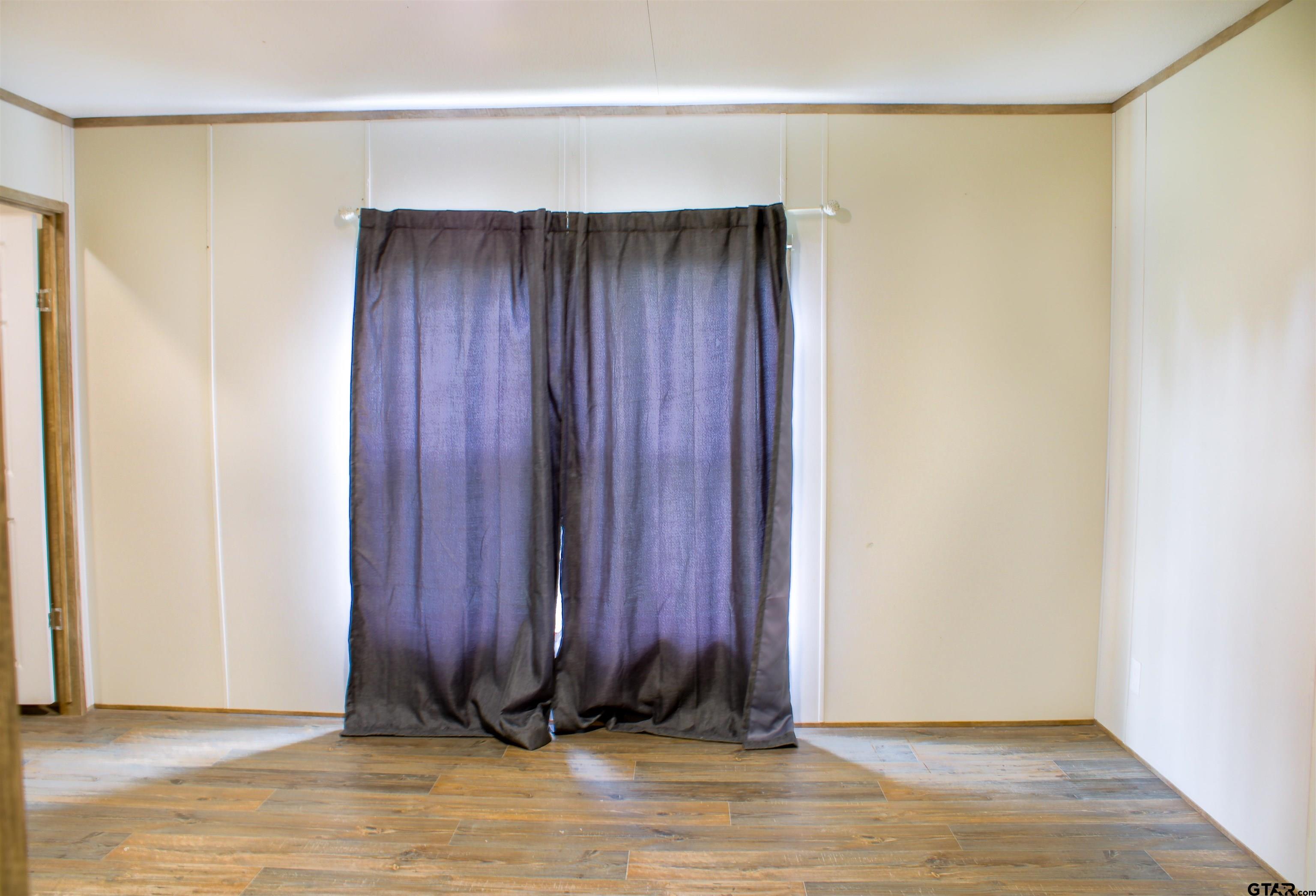 4394 FARM MARKET 2869