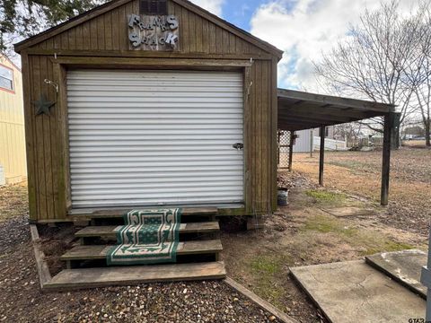 A home in Quitman