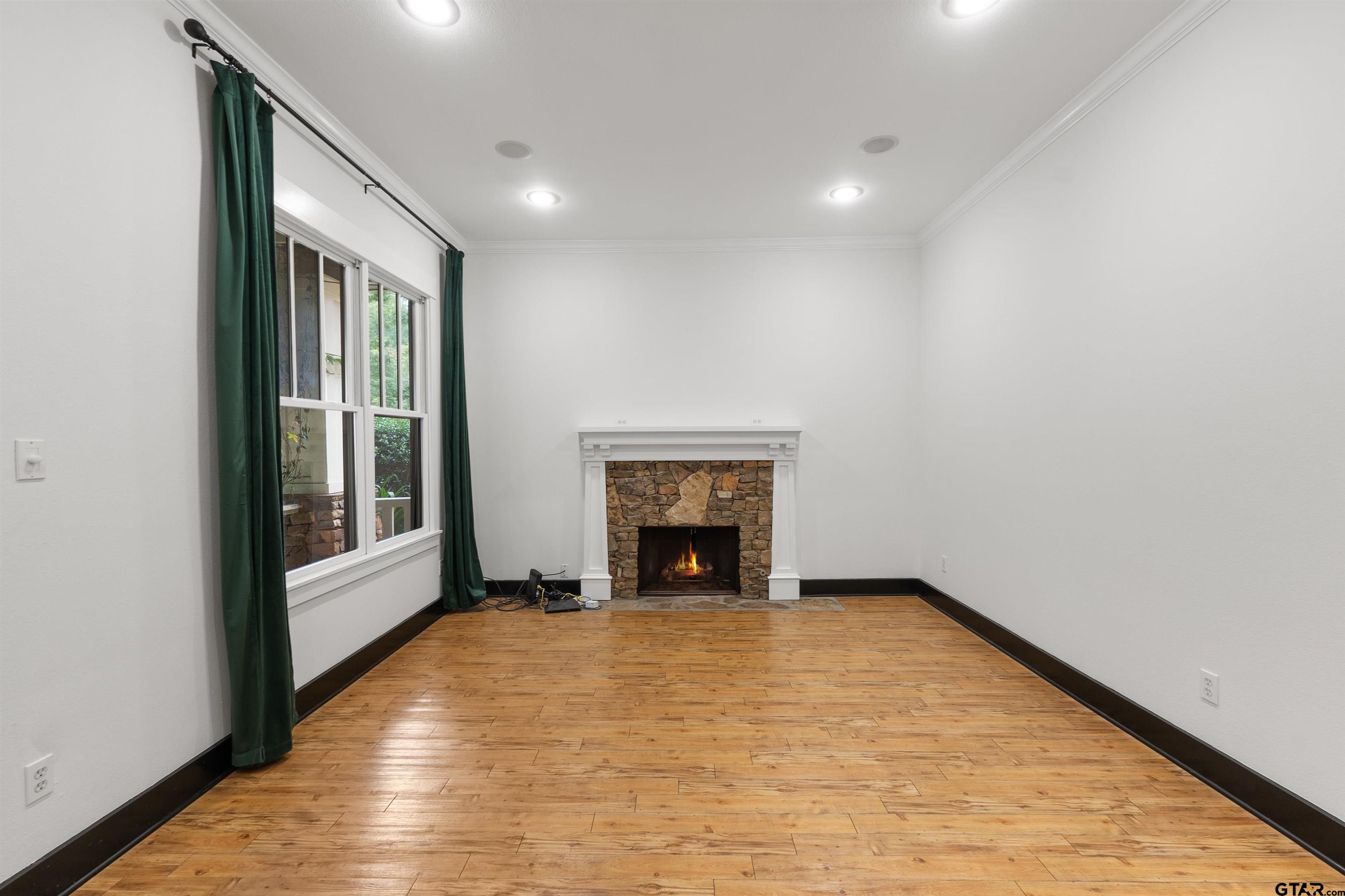 3938 Charleston Park