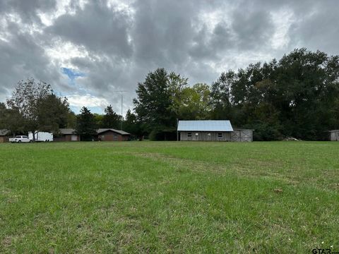 214 FM 1819 Wells TX 75976