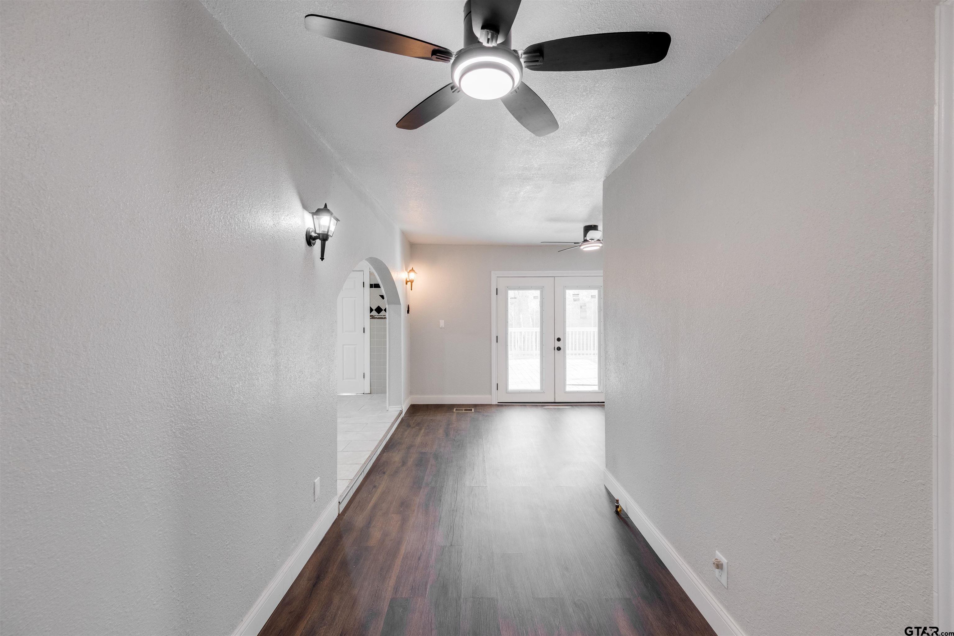 1014 S Sycamore