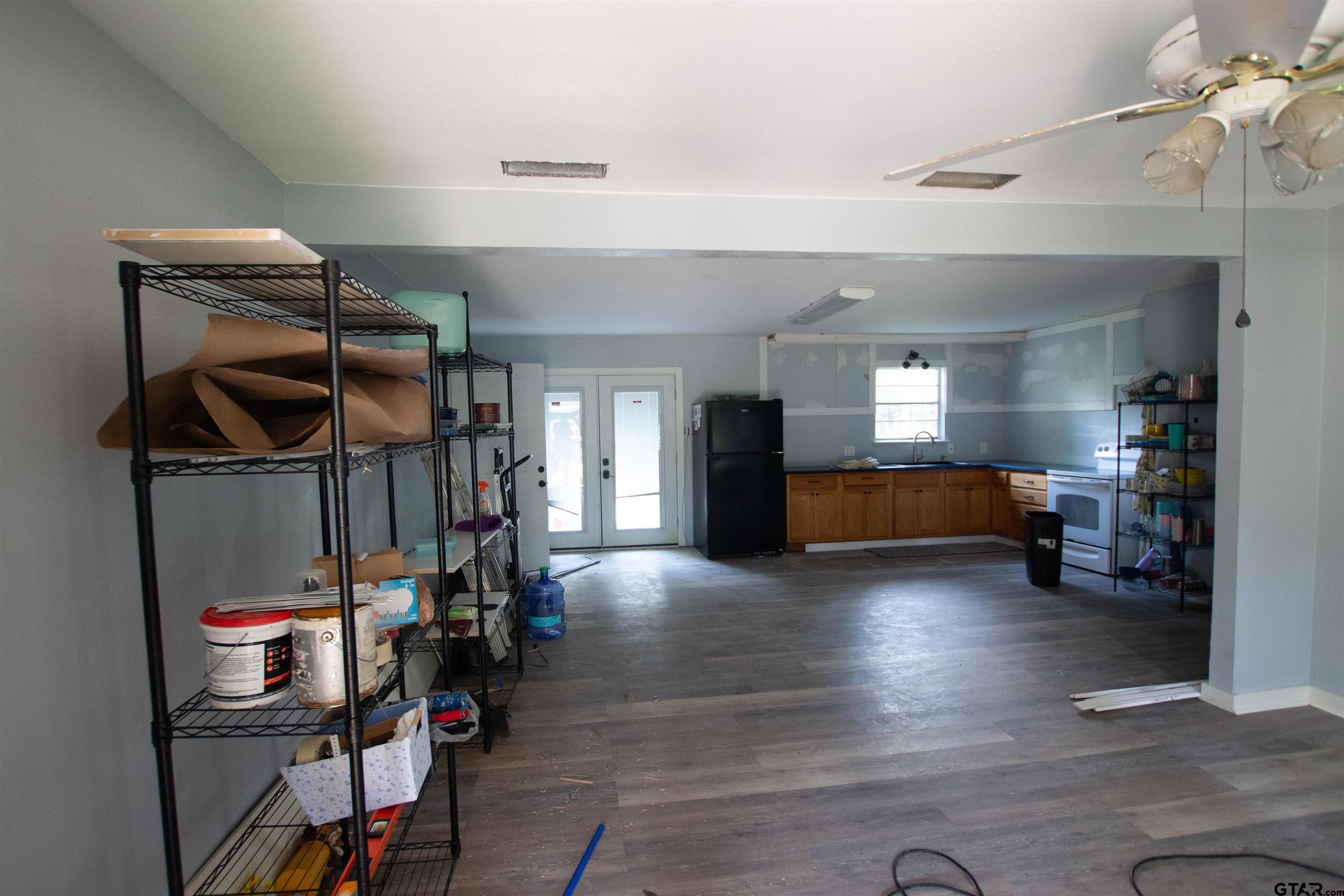 2320 Sarasota Dr