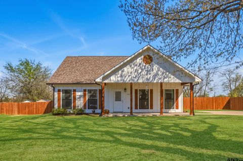 711 Leftwich St Mt Vernon TX 75457