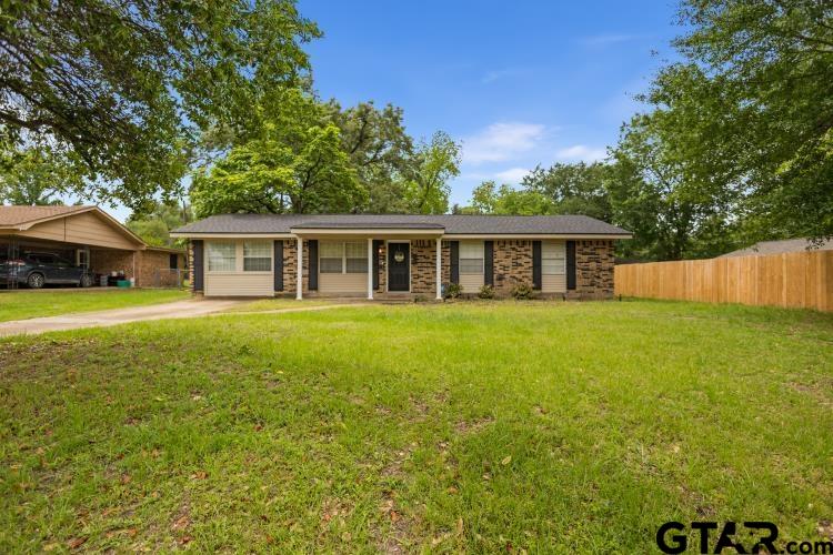 407 York Dr
