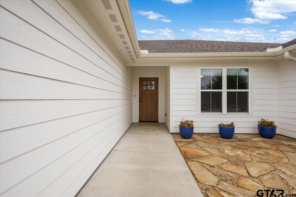 111 Lainey Lane