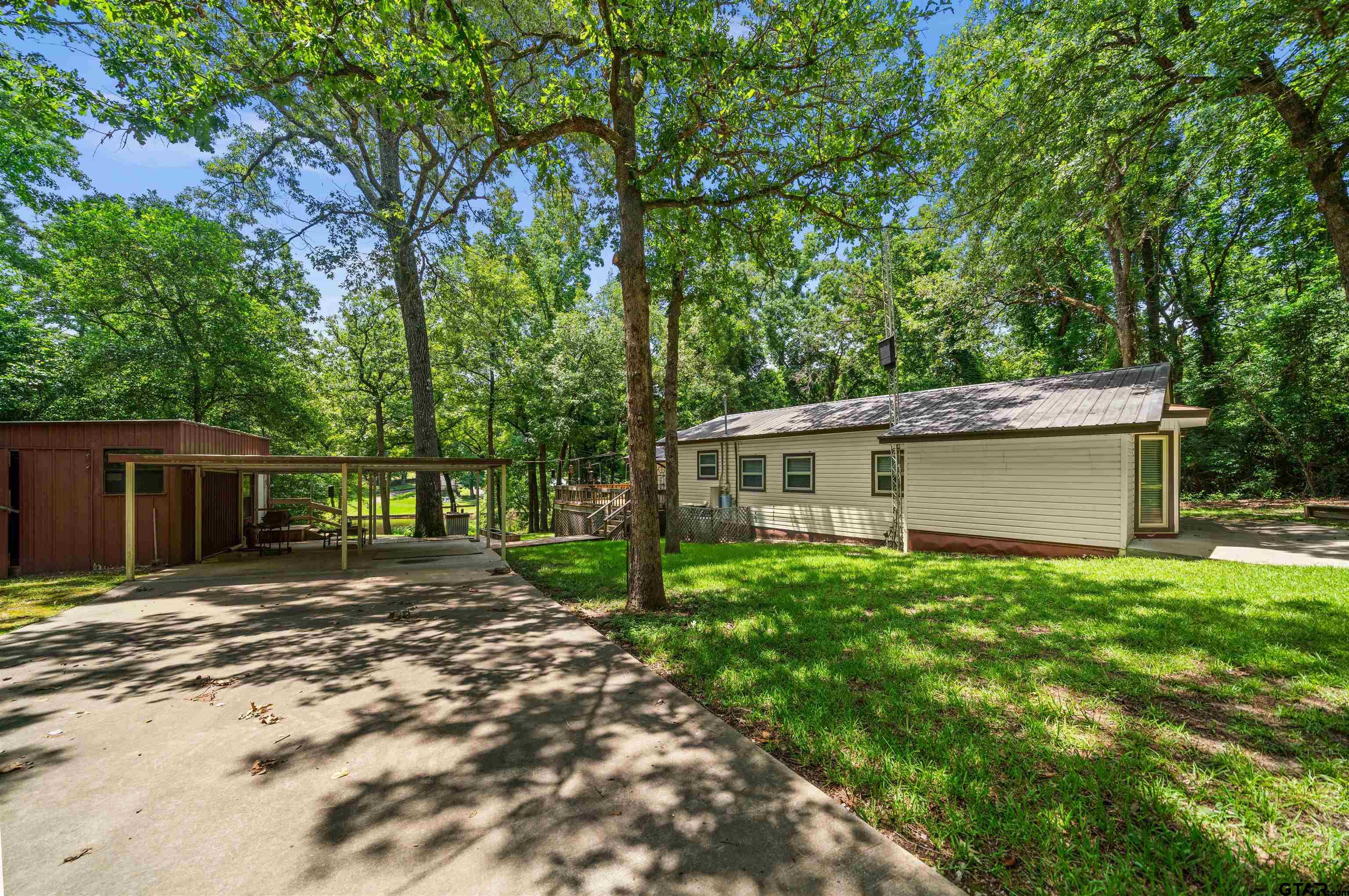 20584 E Grove Club Lake