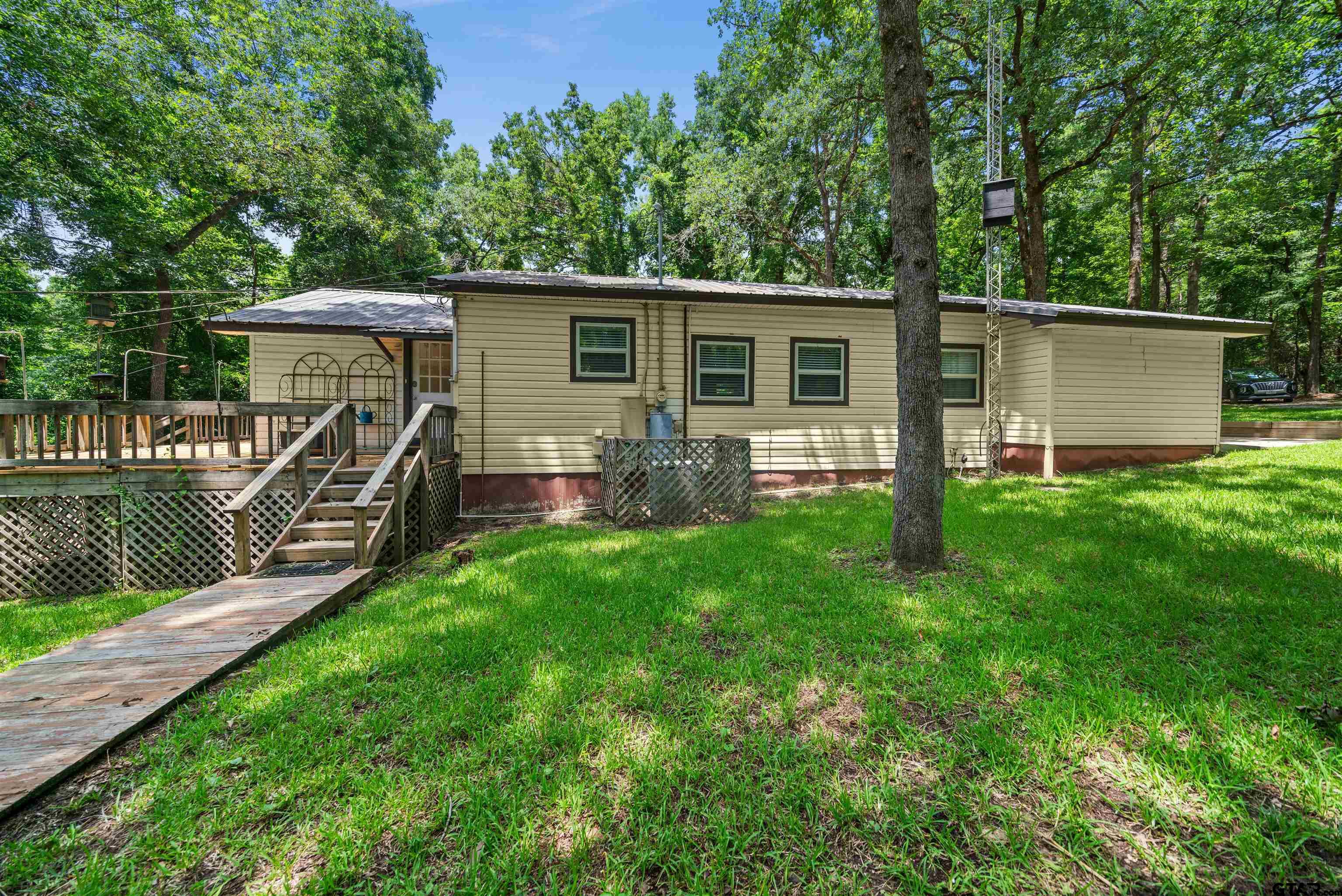 20584 E Grove Club Lake