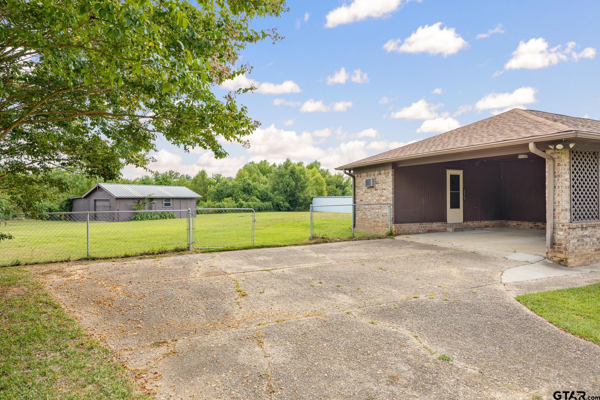10828 County Road 1282