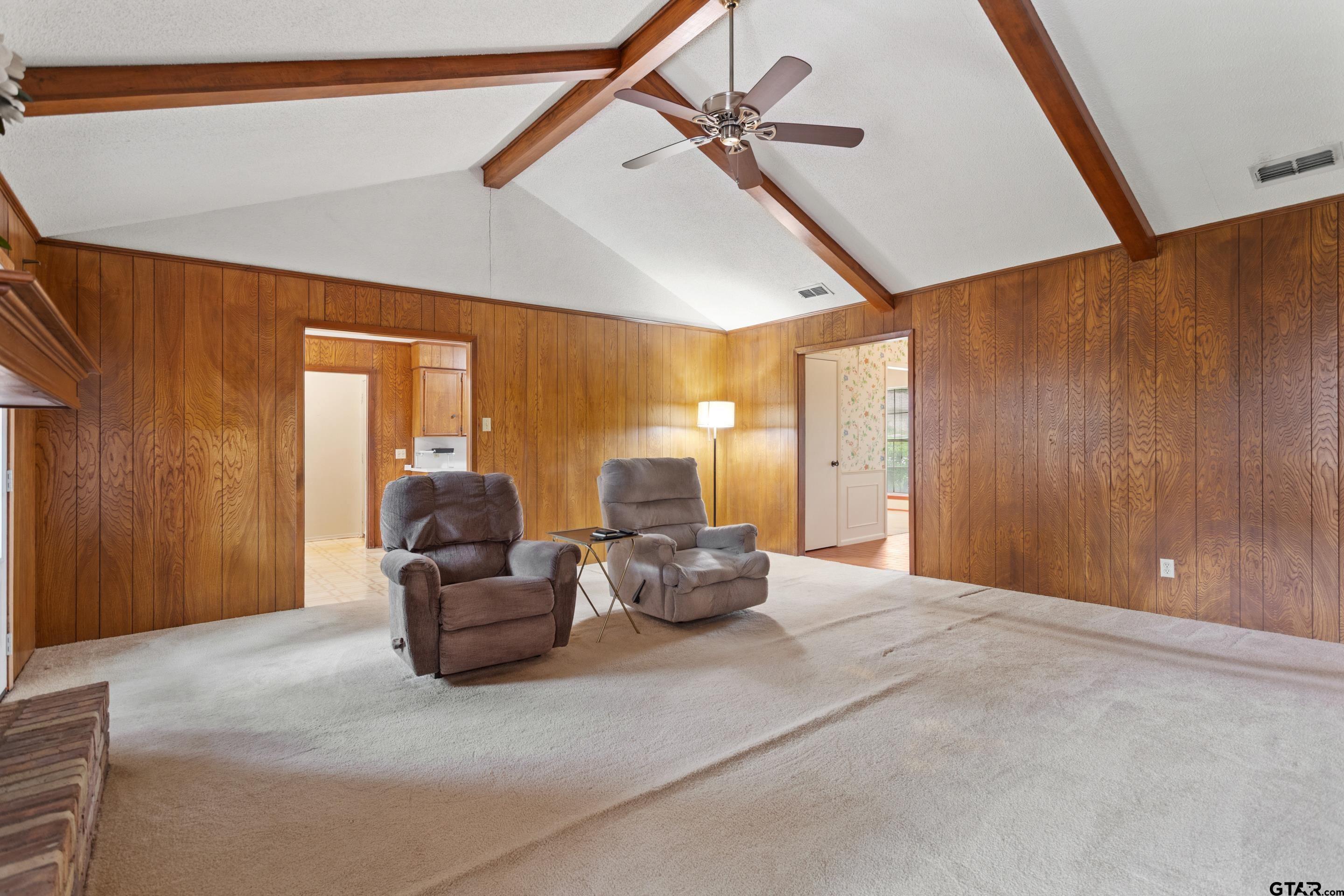 4805 Picadilly Pl.