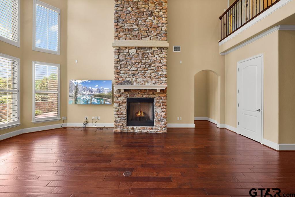 766 Esperanza Pl.