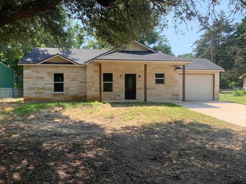 MLS: 25002847