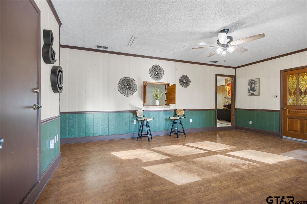 207 Grass Knoll Drive