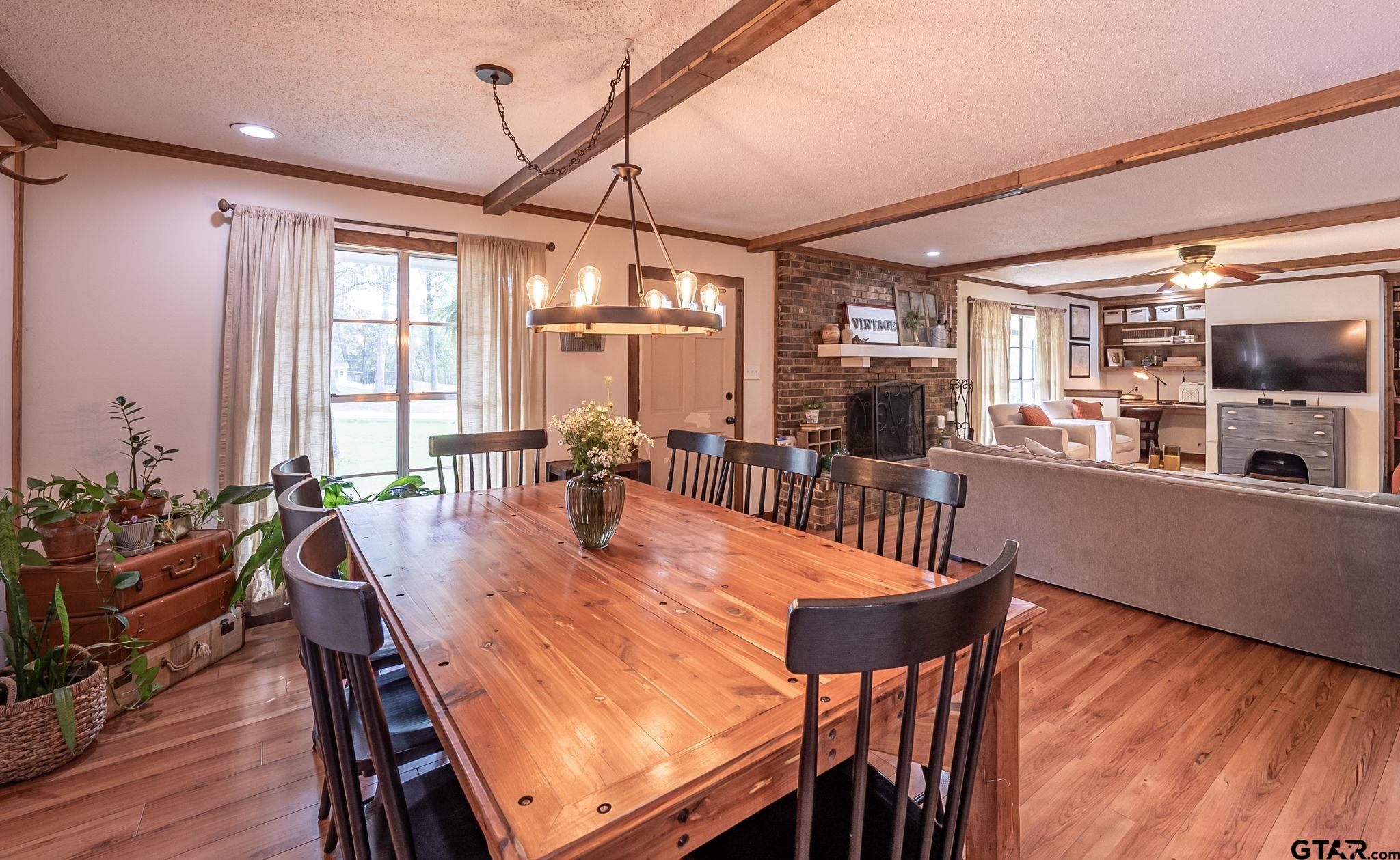 10694 County Road 2206