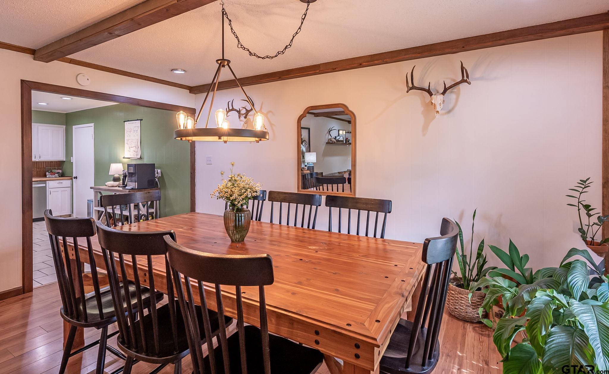 10694 County Road 2206