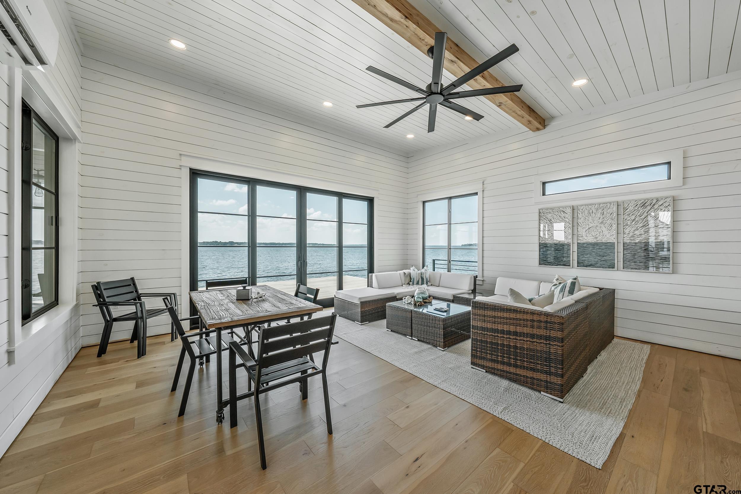 147 Lake Bluff Drive North