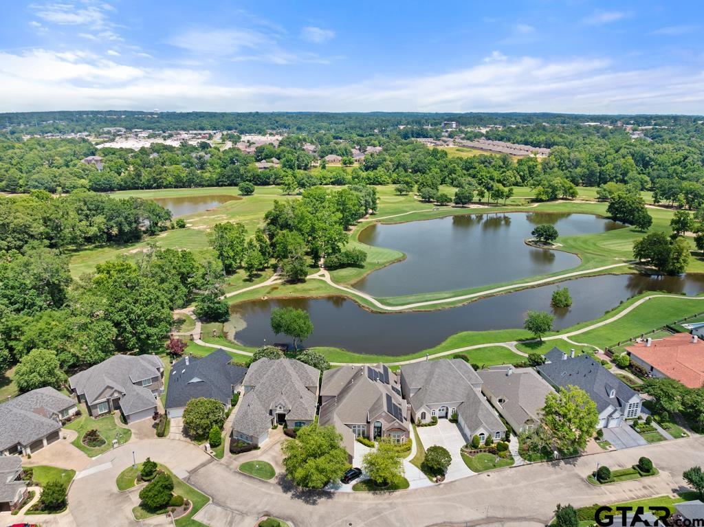 7050 Walden Dr
