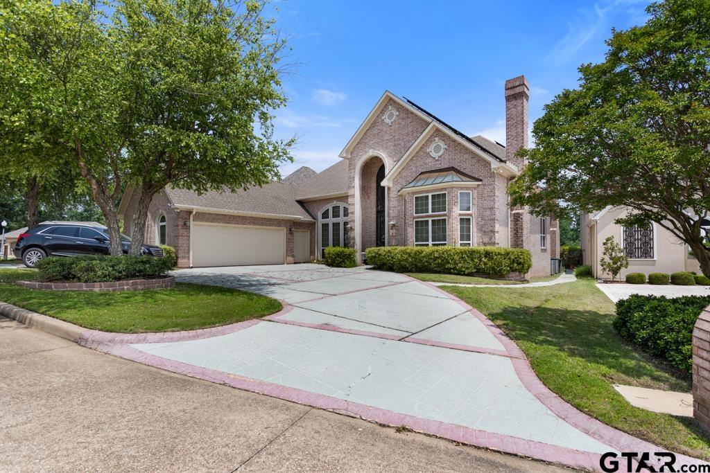 7050 Walden Dr