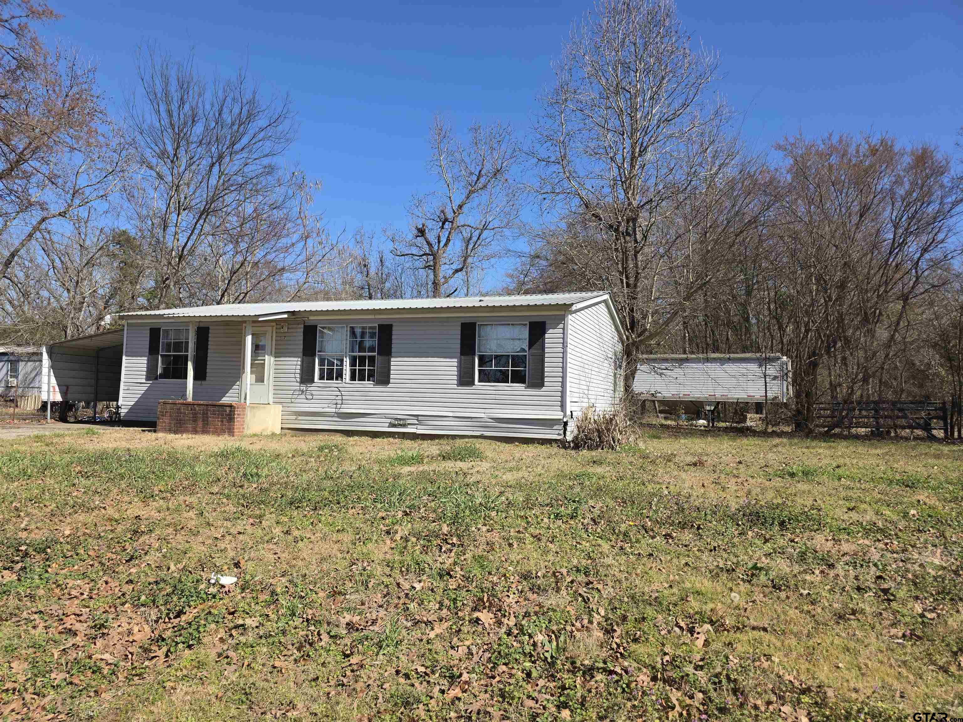 537 & 551 County Road 1418