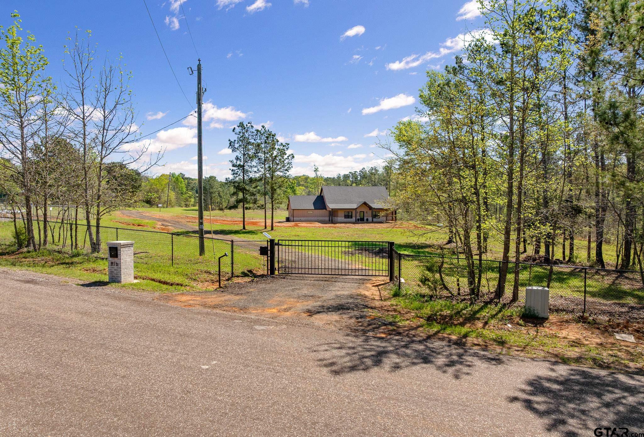 876 County Road 4120