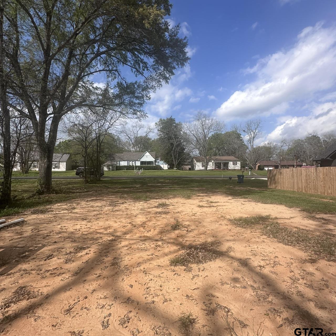 506 E Paschal Street