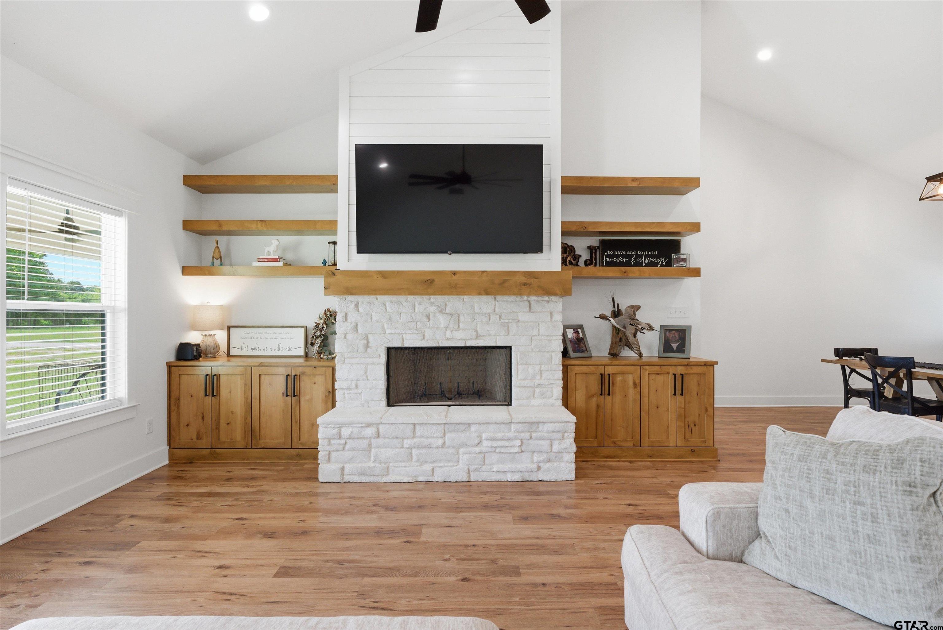 9012 County Road 3614