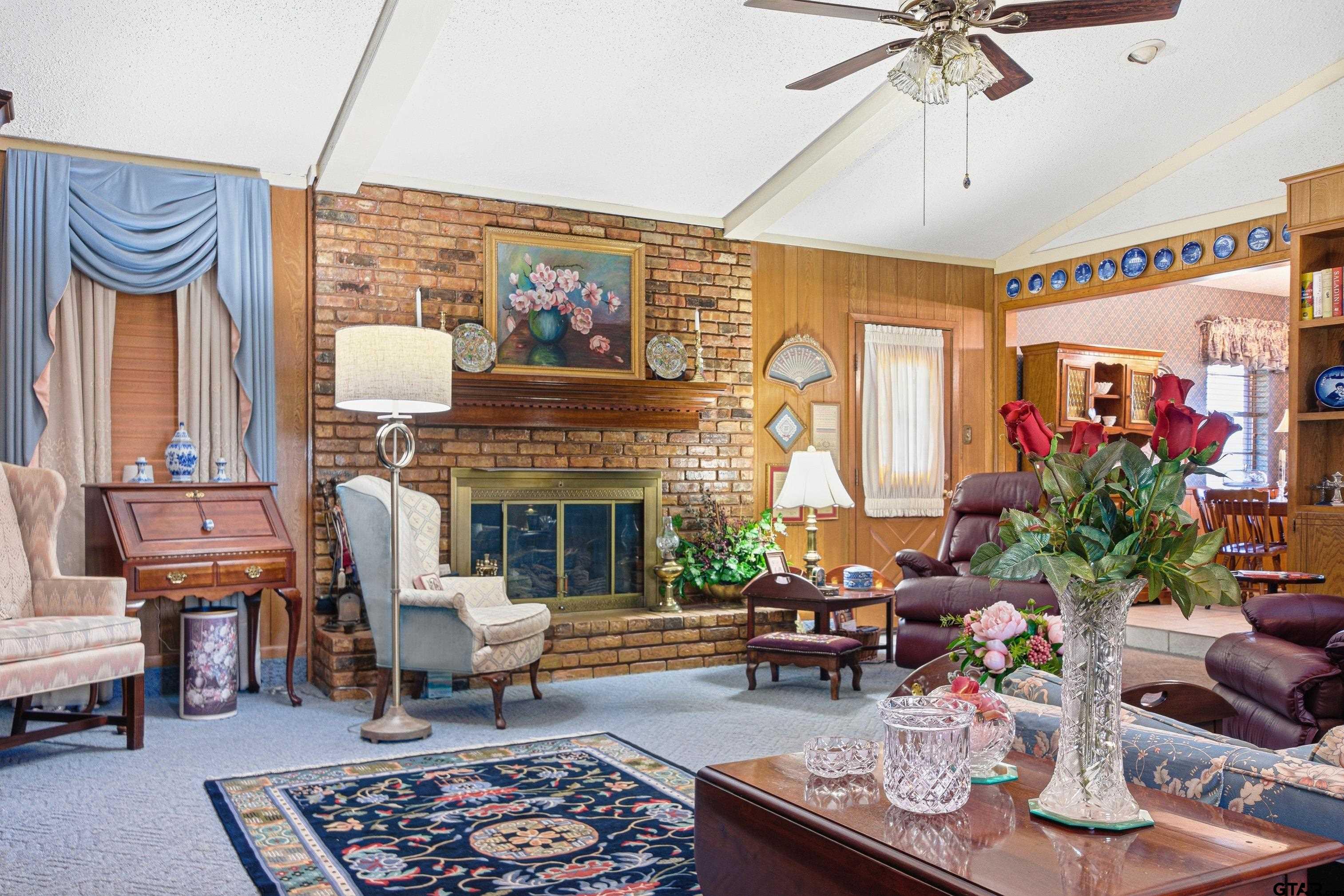 14202 Valley View Rdg