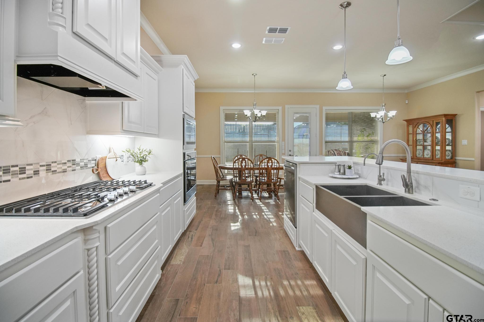 2222 Rana Park