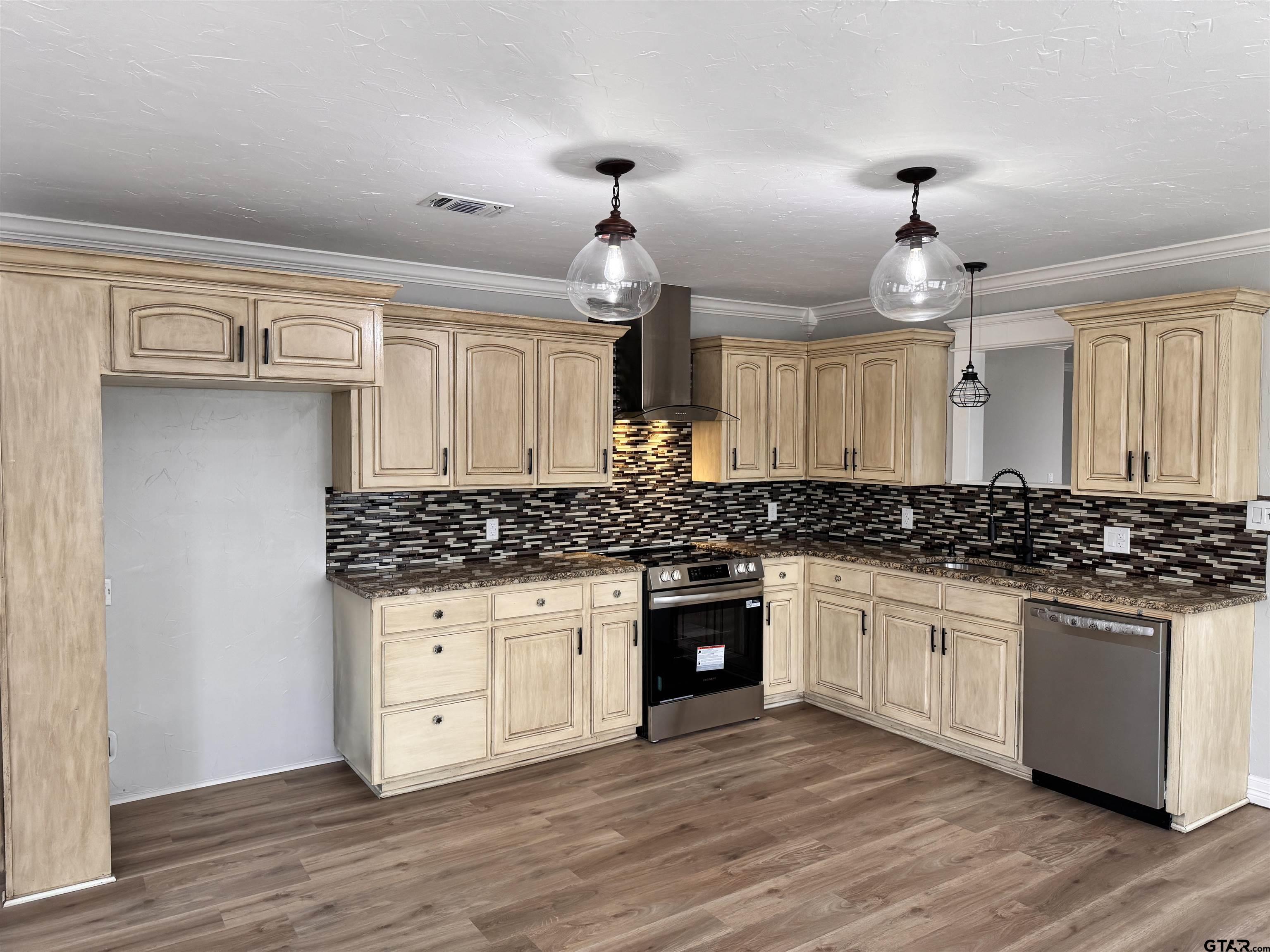 194 County Road 1720