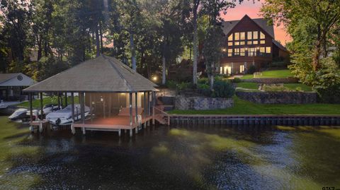 1008 Mark Circle Scroggins TX 75480